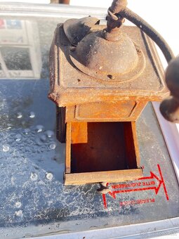 mlynček na kávu - 4