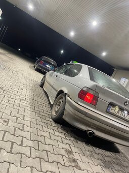 Bmw e36 compakt - 4