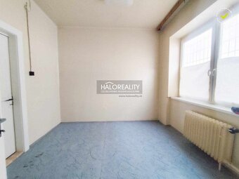 HALO reality - Predaj, komerčný objekt Pukanec, Námestie - Z - 4