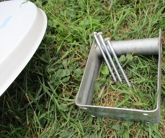 satelitnú parabolu priemeru 80cm s konvertorom a držiakom - 4