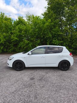 Kia Ceed 1.4 CVVT, Benzín ,127 000km, Kupované na SK - 4