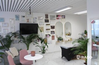 RADO | Na prenájom obchodný priestor o rozlohe 77 m2, v admi - 4