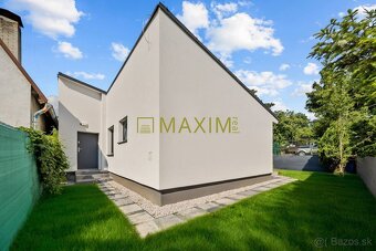 TOP - Moderná jednopodlažná nehnuteľnosť pre celoročné bývan - 4