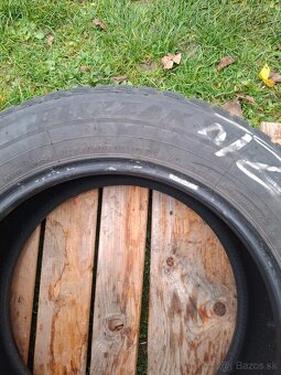 Staré zimné pneumatiky 235/60 r18 - 4