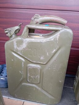 Vojenský kanister - 4