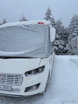 karavan autokaravan Eura Mobil 890 QB - 4