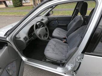 Suzuki Swift 1.3GL Rok výroby 2001 - 4