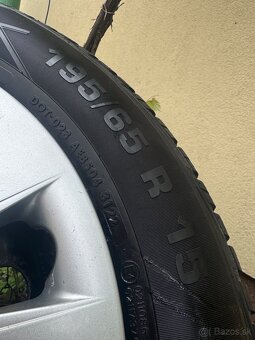 Sada pneu 195/65 R15 + disky + puklice Hyundai - 4
