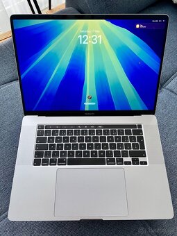 MacBook Pro (16-inch, 2019, CTO, Space Grey) - 4