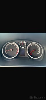 Opel Corsa 1.4 - 4