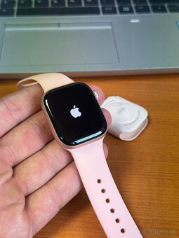Apple Watch 10 42mm Rose gold - rok záruka, nepoužité - 4