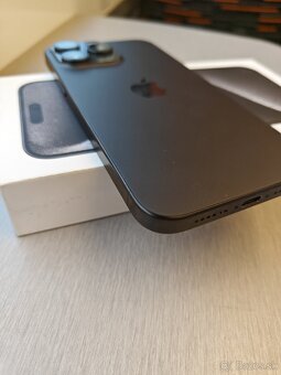 Apple iPhone 15 Pro Max 256GB - 4