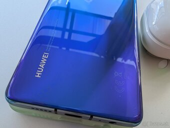 Huawei P30 128 GB + 6 GB RAM - 4