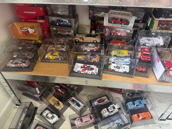 Modely na prodej 1:43 ixo minichamps brumm Abrex kaden atlas - 4