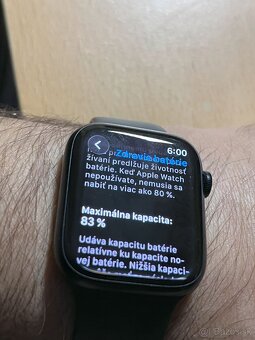 Apple Watch 8 46mm - 4