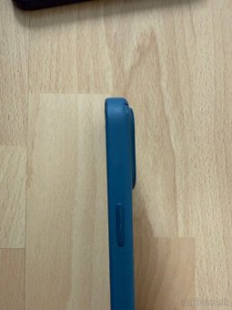 Originál kryt na iPhone 15 pro a 16 pro - 4