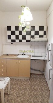 V pôvodnom stave 1 izbový byt na Mozartovej ulici v Bratisla - 4