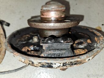 Fiat 500 2007-2015 loziska zadnich kol - 4