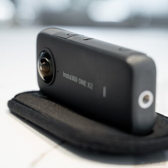 Insta 360 ONE X2 + Invisible Selfie Stick + Remote Controlle - 4