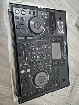 Pioneer Rx2 + zomo case + decksaver - 4