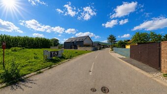 Stavebný pozemok pre RD i polyfunkciu - 4