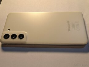 Samsung S21 FE Predám - 4