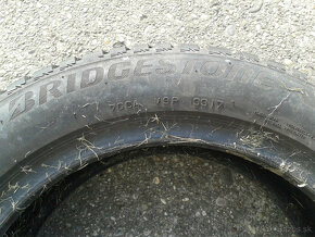 Zimne pneu Bridgestone Blizzak 185/60 R15 - 4