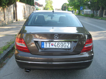 Mercedes-Benz C Trieda Sedan 220 CDI Blue Elegance - 4