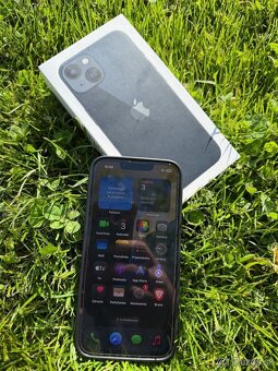 apple iPhone 13 - 4