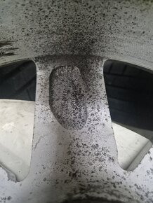 Renault r17 letné 205/55 r17 - 4