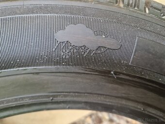 Predám Michelin agilis 205/65r16C - 4
