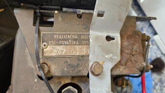 2 taktný benzínový motor 1 valec - 4