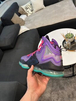 Nike Lebron 19 DJ Bron - 4