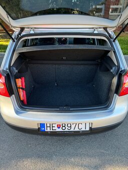 Predám VW Golf 5 2.0 TDI s novou STK - 4