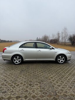 Toyota Avensis 2.0 D-4D - 4
