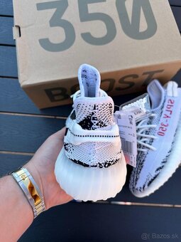 Adidas YEEZY BOOST 350 V2 "ZEBRA" Tenisky - 4