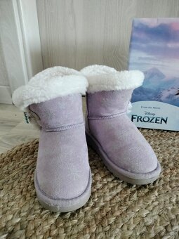 FROZEN_Fialové čižmy_Ako nové_Veľkosť 26 - 4