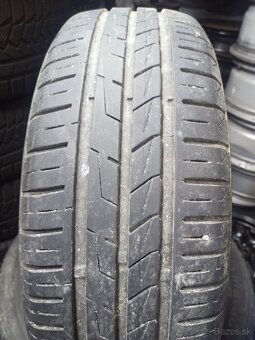Predám 2ks pneu letné 185/60r15 - 4