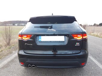 Jaguar F-Pace - 4