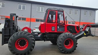 Lesný traktor LT83 - 4