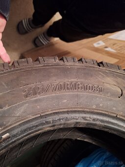 Predám pneu 215/70 R16 - 4