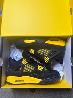 Jordan 4 Retro Thunder - 4