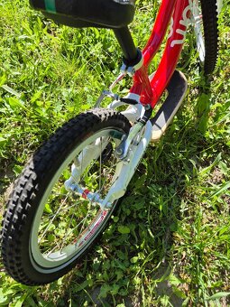 Odrážadlo WOOM GO 1 Plus Red - 4
