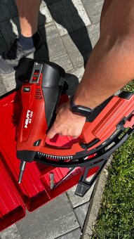 Plynová klincovačka Hilti GX120 - 4
