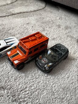 Matchbox Global Travelers - 4