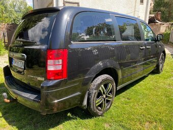 Chrysler Voyager - 4