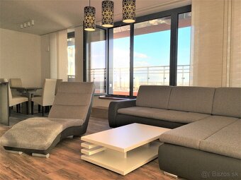 Luxusný 4i byt s fínskou saunou, 60m2 terasou a 3 státia - 4