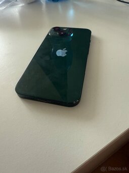 Predam IPhone 13 256gb Zelený - 4
