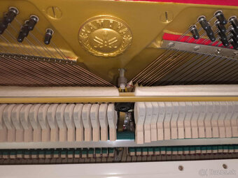 Klavír Yamaha - 4