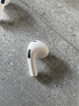 Airpods 3 Ľavé Slúchadlo - 4